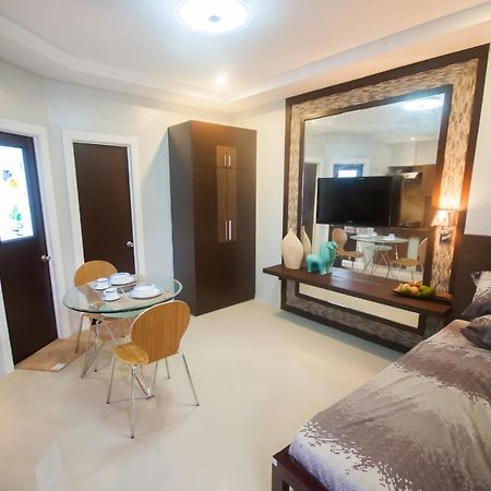 Nf Suites Davao Екстер'єр фото